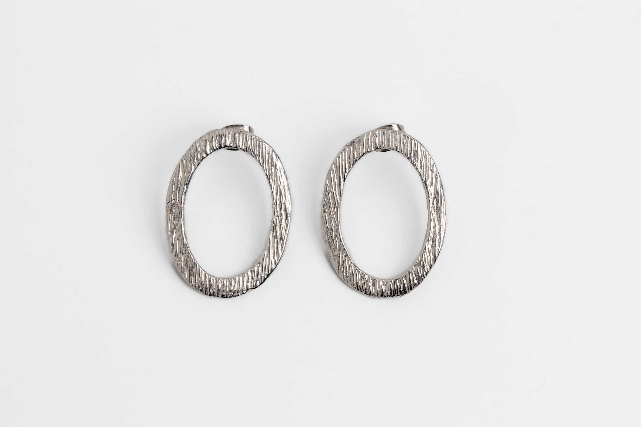 Bark Oval Earrings